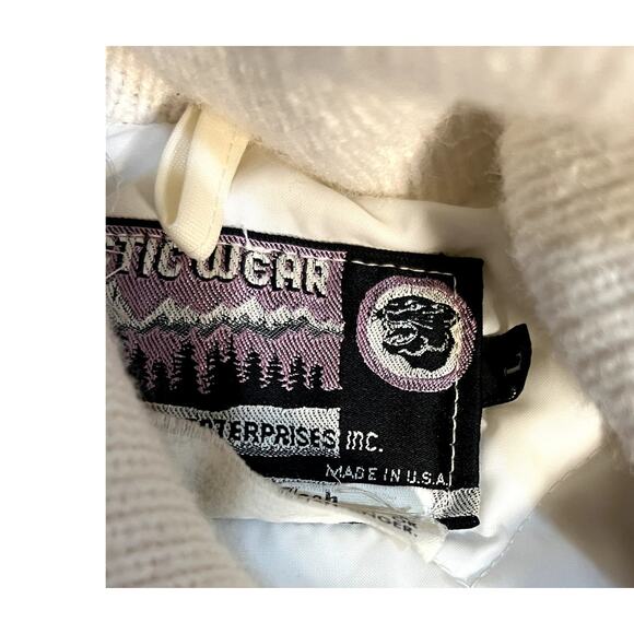 Vintage 70's ARCTIC Wear Womens White Ski and Snow Jacket Coat Size Large - Picture 9 of 13